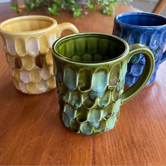 Vintage Set of 3 Retro Fish Scale Fishscale Mermaid Ceramic Glazed Mugs - Picture 1 of 16